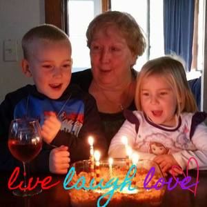 Meet your Posher, Debra